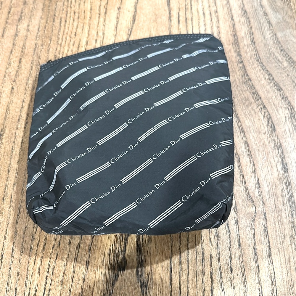 CD MAKE UP BAG - Picture 2 of 4